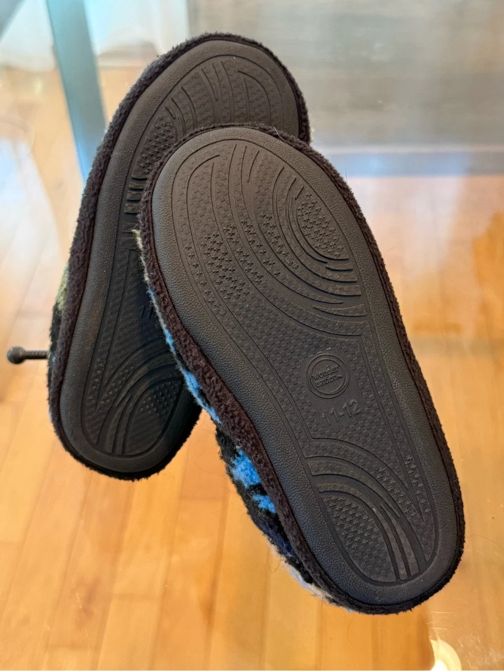 wonder nation Black Textured Rubber Outsole - Kids Size 11-12